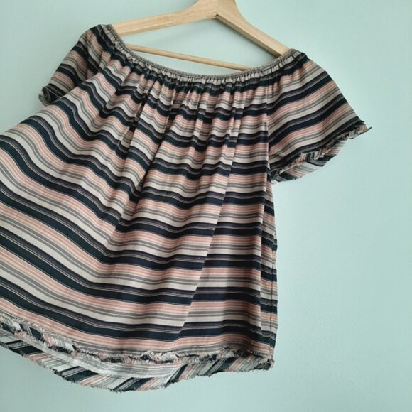 LUCKY BRAND Off-Shoulder Stripped Boho Folk Top Raw Hem Sz S Flawed - Picture 4 of 13